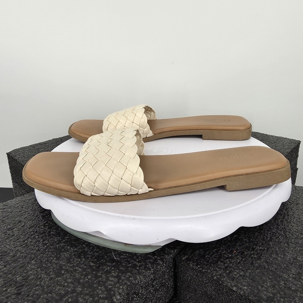 Old Navy Braided Slide Sandals Women 8 Shoes Cream White Square Toe Flat Vegan